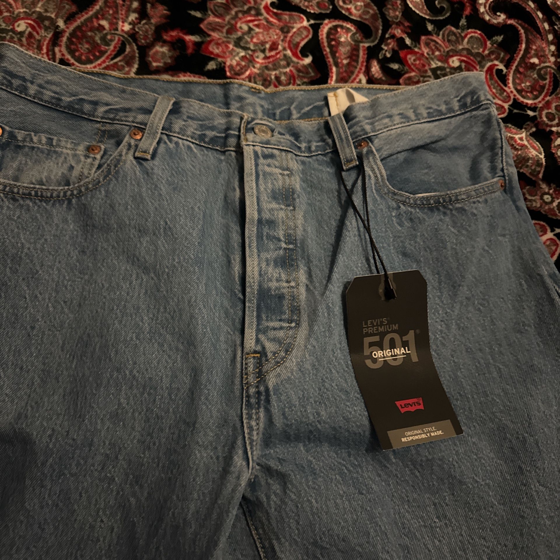 levi jeans