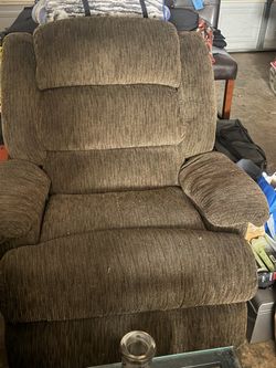 2 Recliners