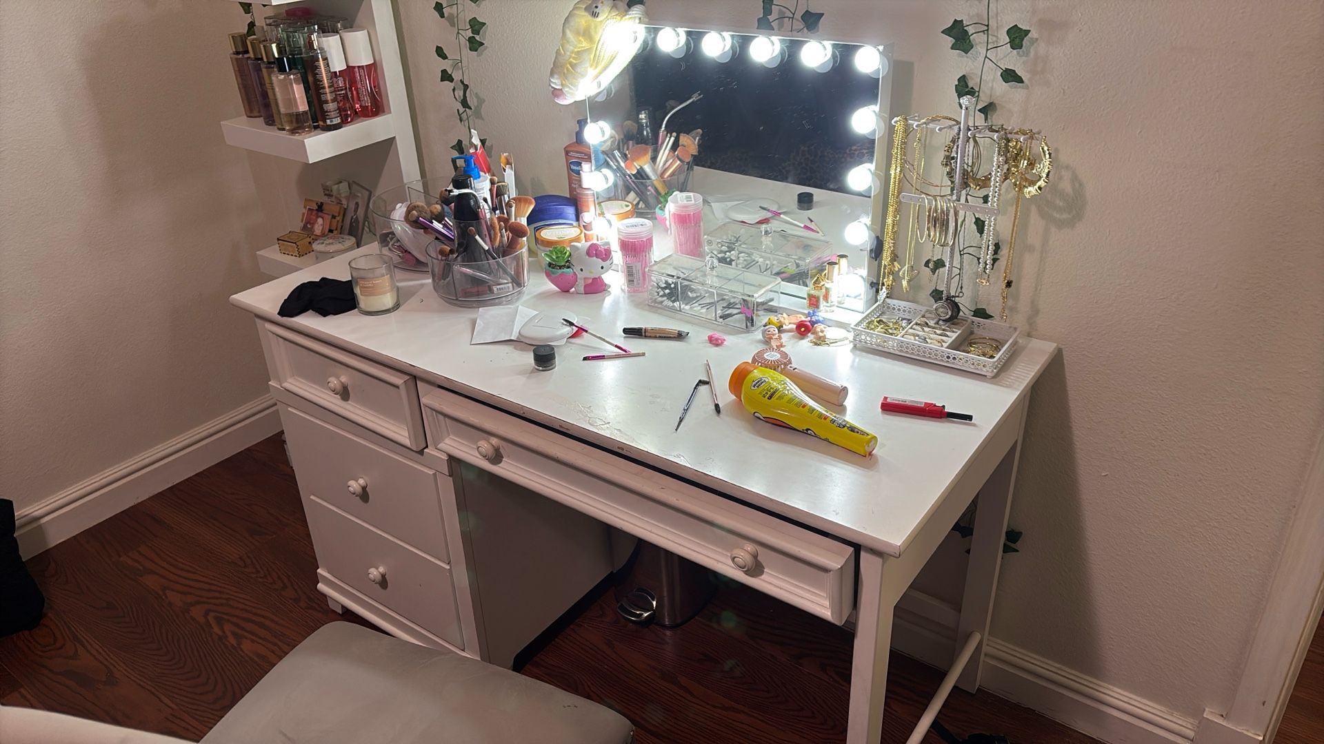 Real Wood White Desk 