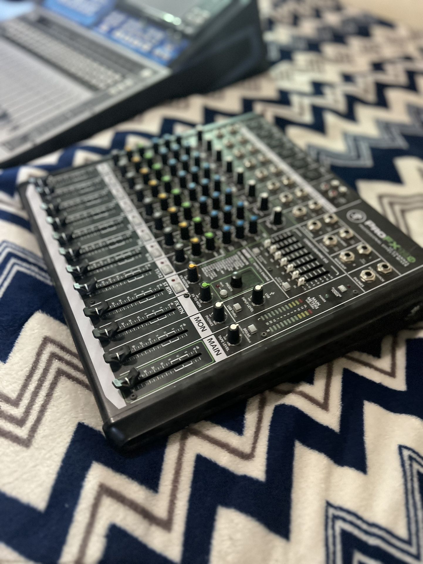 Mackie Mixer for Sale in Riverside, CA OfferUp