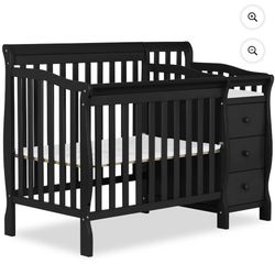 Black Dream On Me Crib 