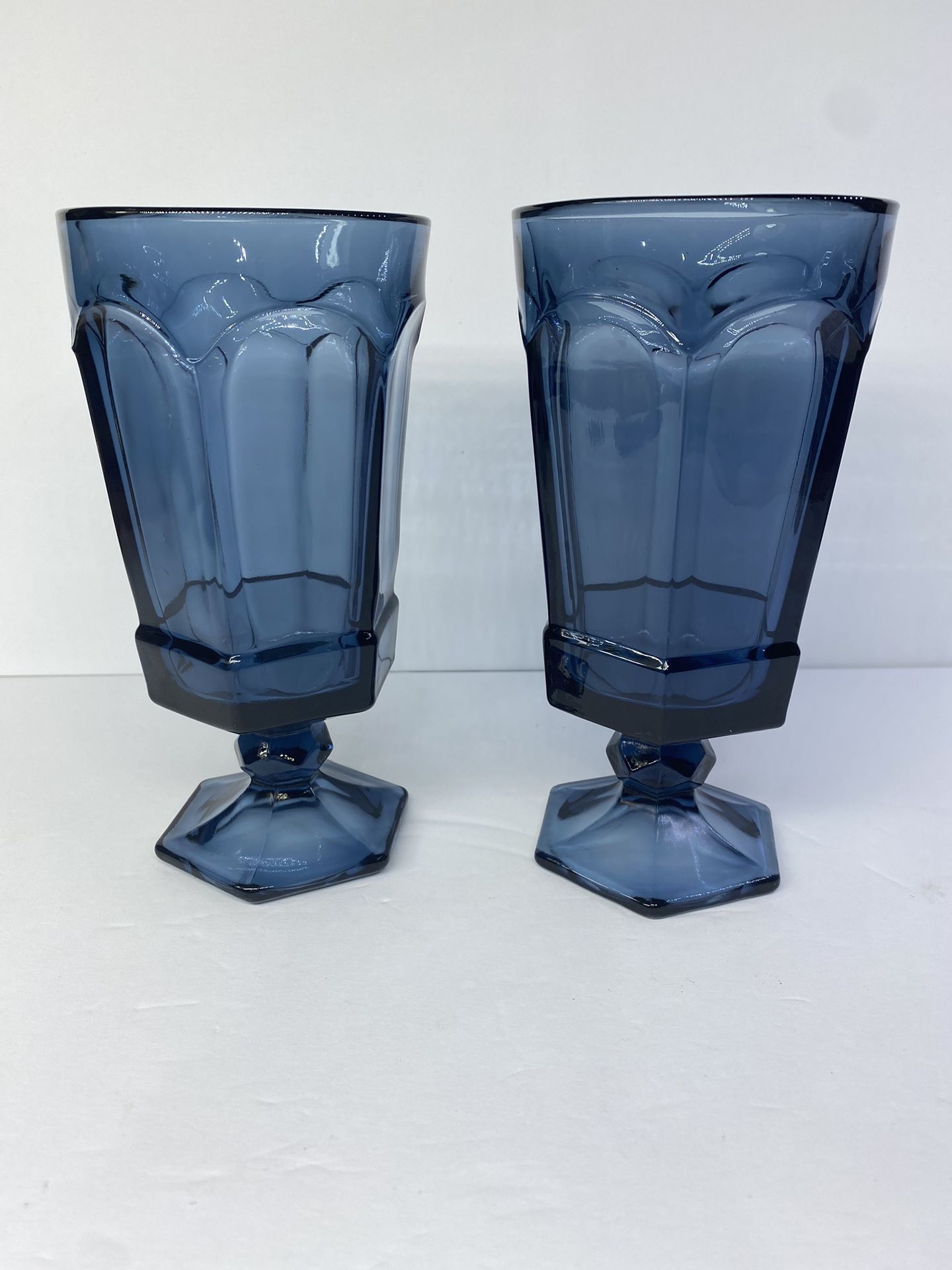 Set of (2) 1980s Vintage Libbey Glass Company Gibraltar Antique Cobalt Blue Ice Tea Glass Goblets. Great condition.