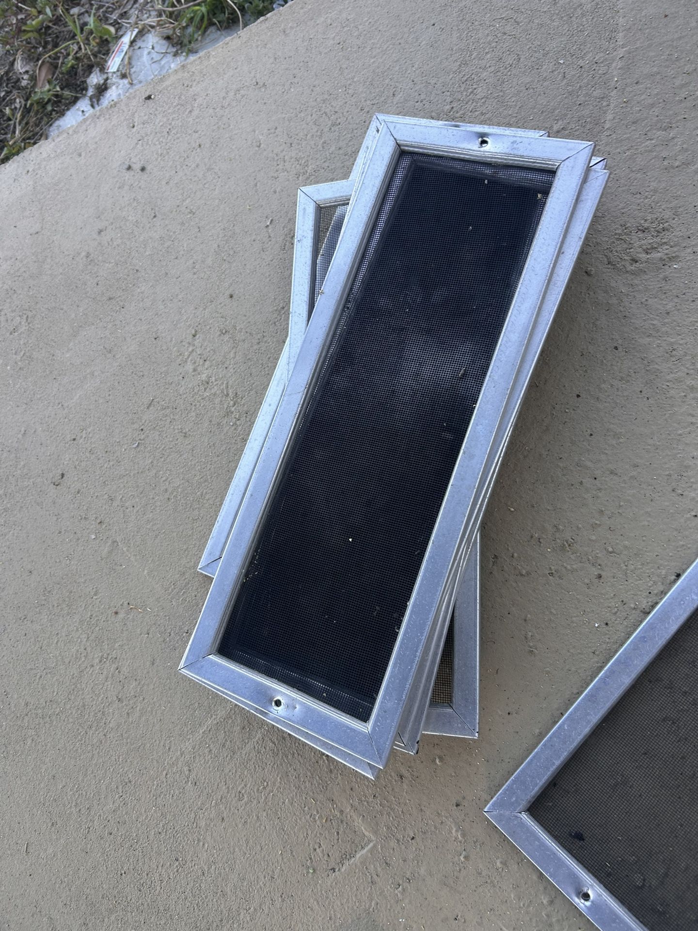 Breath out Vents