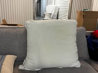 White decoration pillow