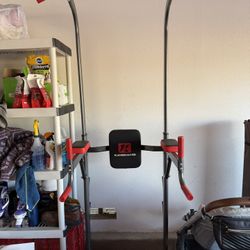 Pull Up Bar 