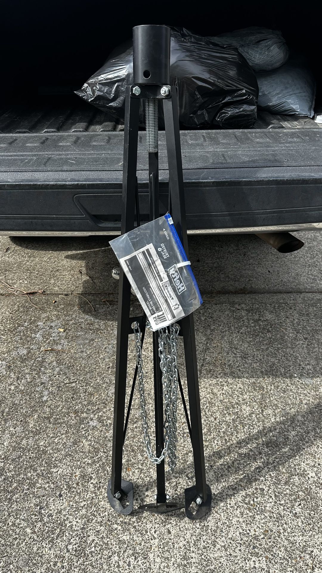 Eaz-Lift Camper/RV 5th Wheel King Pin Tripod