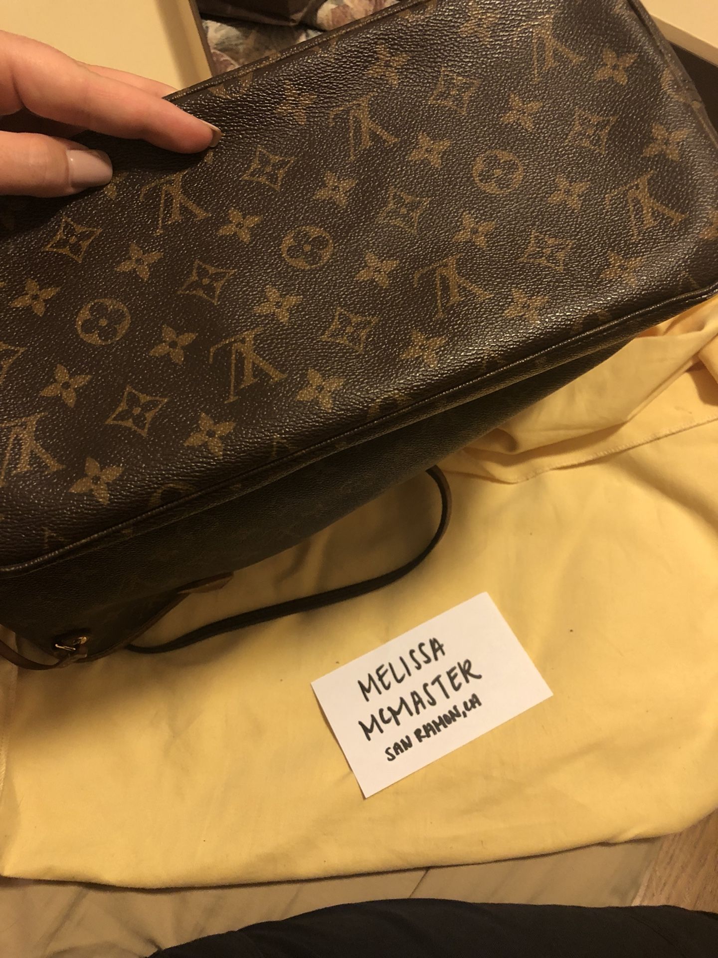 Louis Vuitton monogram Neverfull mm - Women's Handbags - San Ramon