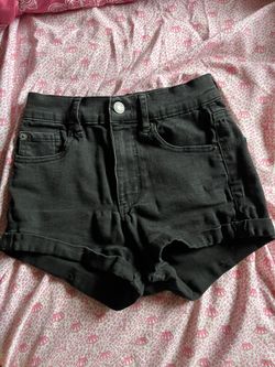 Garage Shorts Size 00