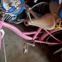 Giant Kids 16 Inch Bicycle 