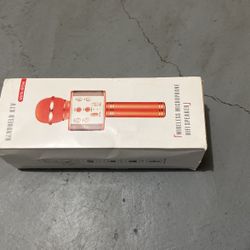  Wireless Microphone Hiding Speaker