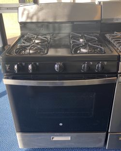 Stainless Steel GE Four Burner Gas Range (3-0070)