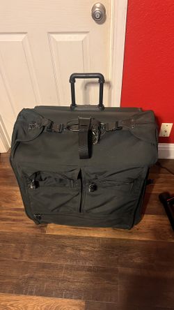 Tumi Extended Trip Wheeled Garment Suitcase Luggage