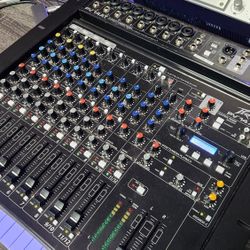 Peavey AT-14 Auto Tune Mixer