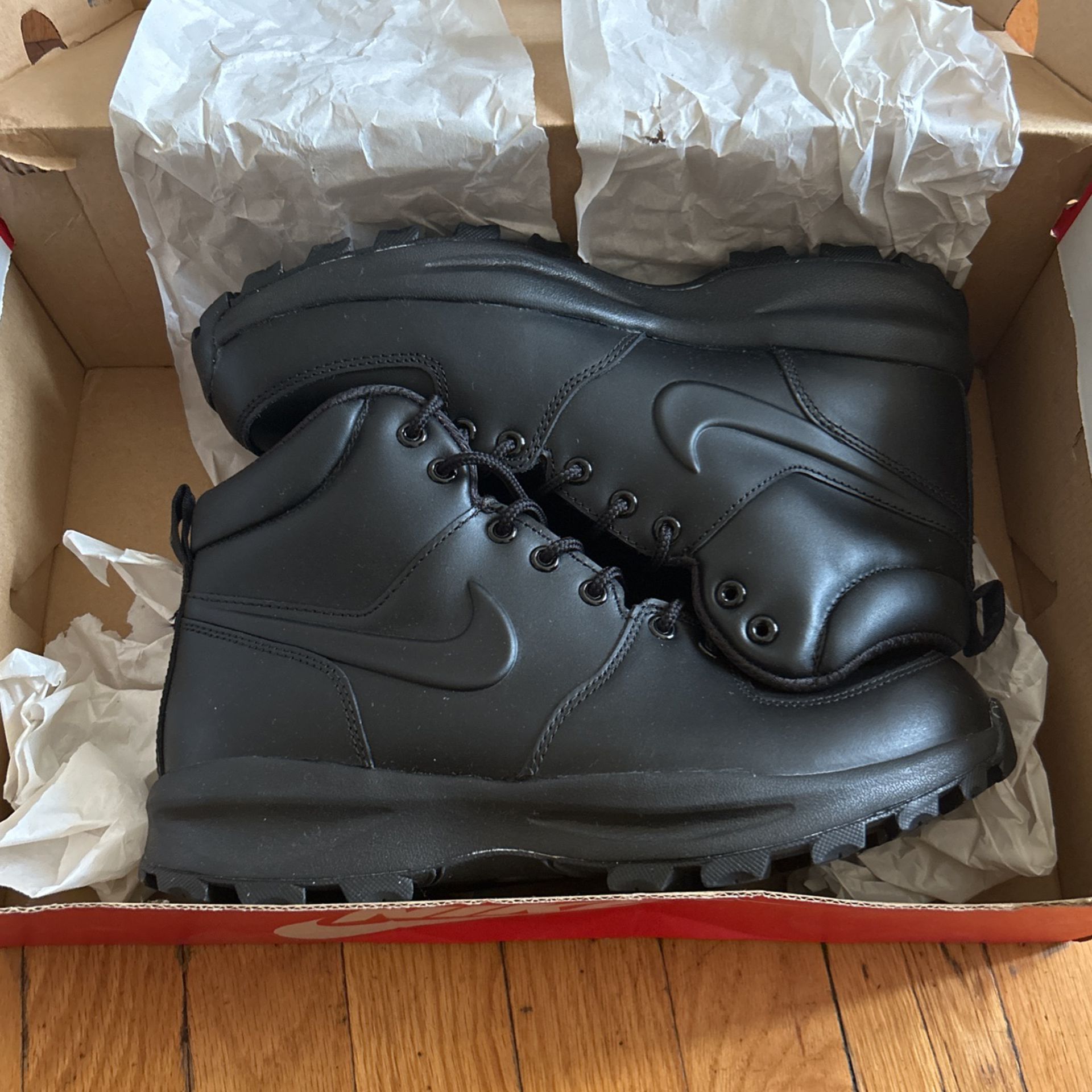 Nike Manoa Leather Boots (men’s) 