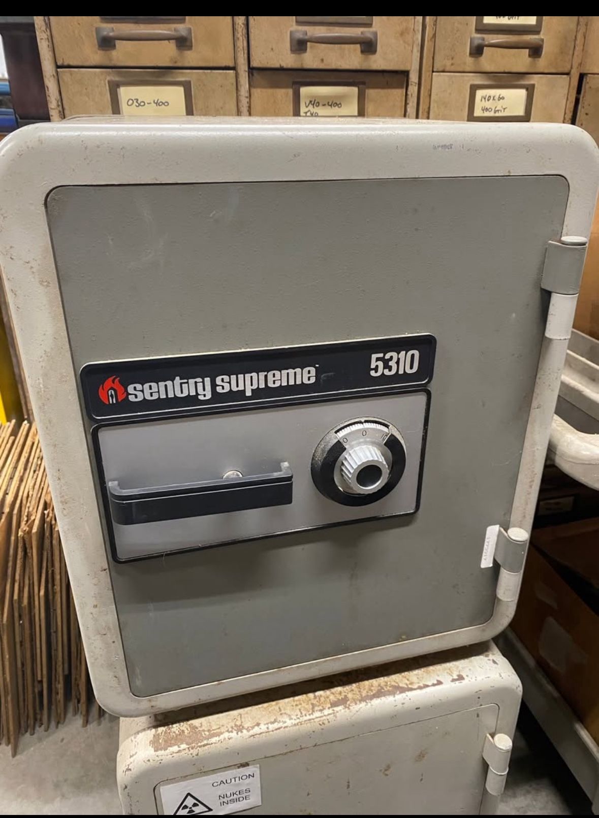 Sentry combination safe model 5310