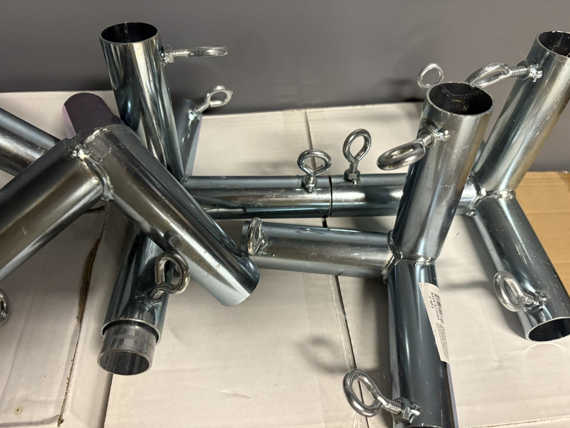 1” canopy fitting for a flat top makes a 10x10’ and 10x20’