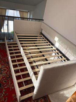 Twin Upholstered Daybed with Trundle