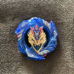 Beyblade Top + Middle + Tip