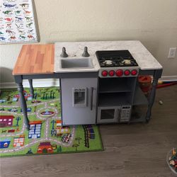 Play Kitchen 
