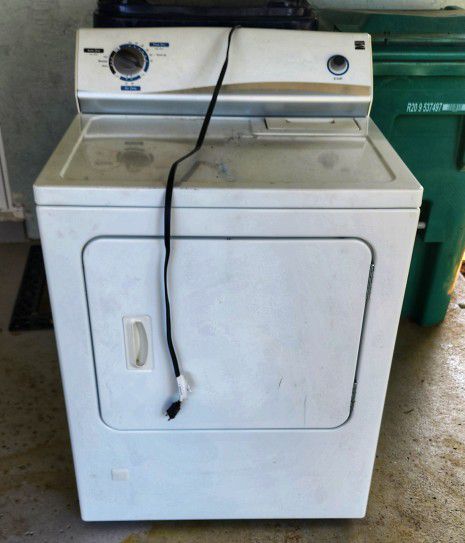 Used -Kenmore Gas Dryer