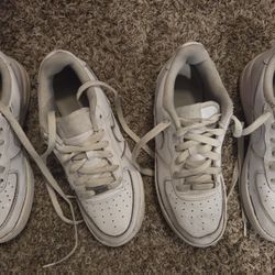 Nike AF1 LowTriple White  Sneaker Shoes  Size Y7
Men's 7/ women 8.5 bundle 