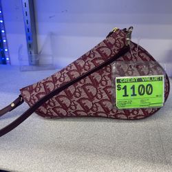 CHRISTIAN DIOR 