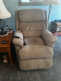 Power Lift Recliner Chair