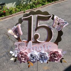 15 Cake Topper