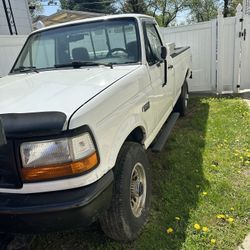 1997 Ford F 250 heavy duty with plow