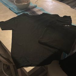 T-shirts- Black