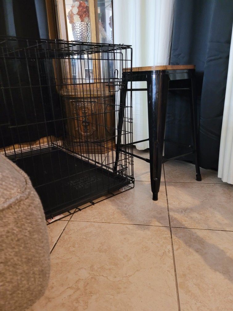 Medium Dog Kennel 