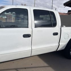 2003 Dodge Dakota