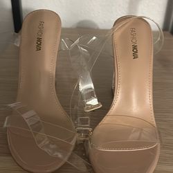 Fashion Nova Heels 7.5 