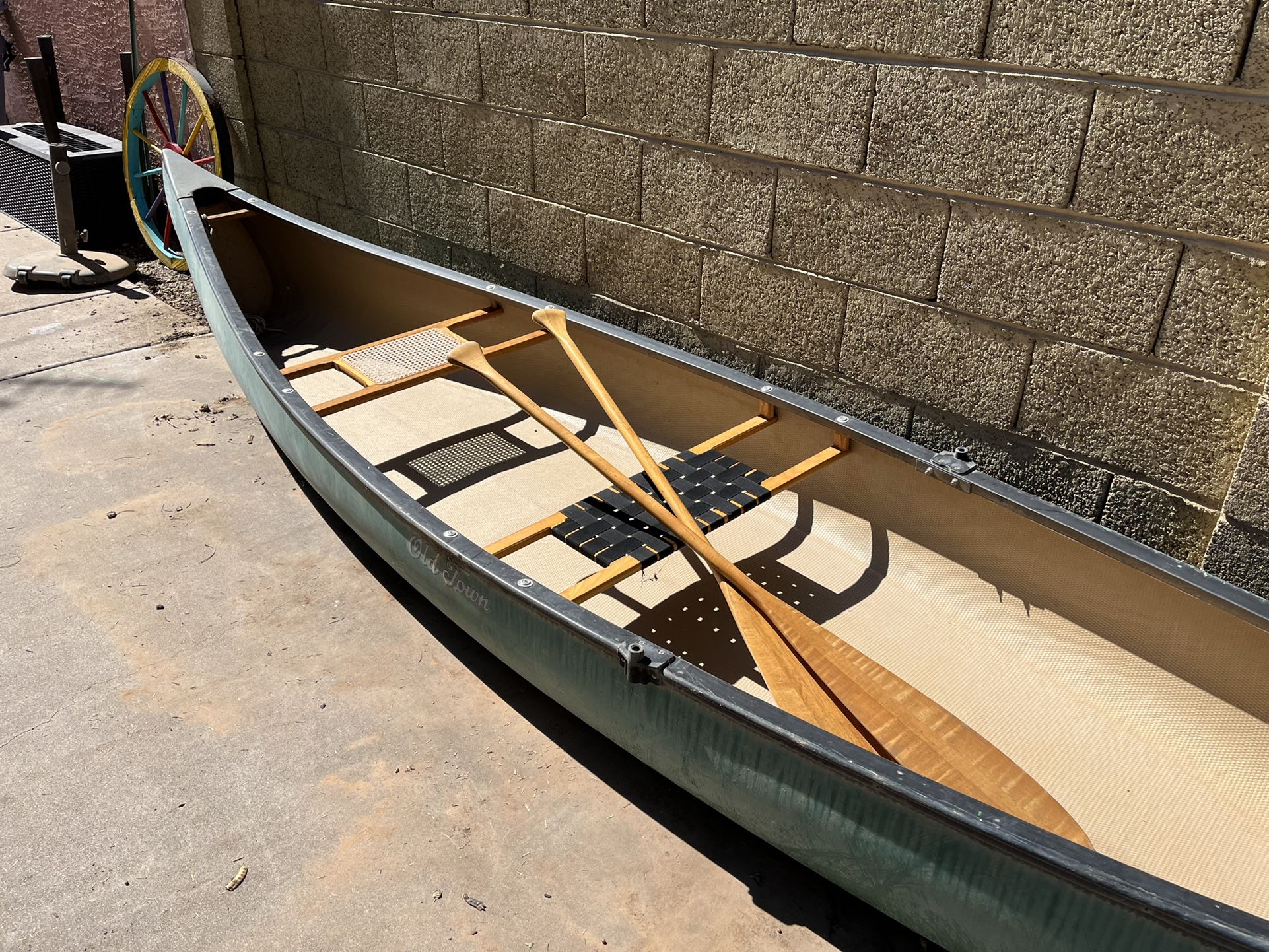 Old Town Katahdin Canoe 16ft for Sale in Gilbert, AZ OfferUp