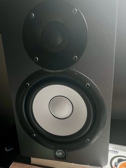 Yamaha HS5 Moniors $210