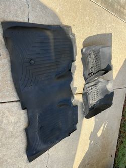 2014/2018  Silverado WEATHERTECH Floor Mats 