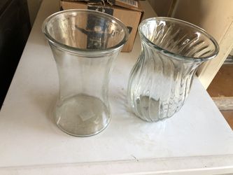 Flower vases $1 each