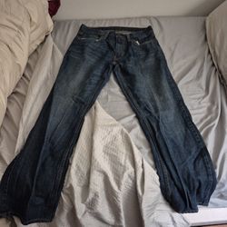 Levi Stratuss Pants 