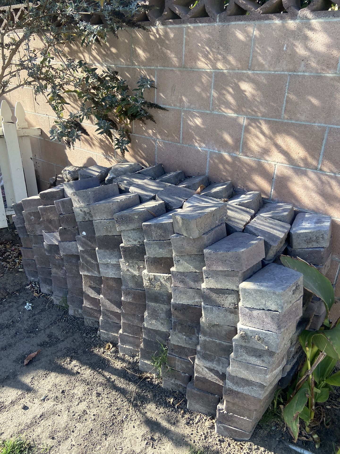 Trapezoid Stones/Pavers 