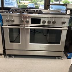 Fisher Paykel  Gas Range in Stainless steel with Cooking Flexibility and Generous Capacity
