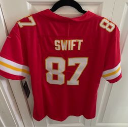 Kansas City Chiefs (Kelce and Swift)