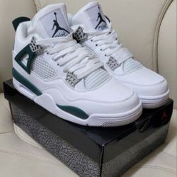 Jordan 4 RETRO ( R )