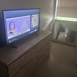 Dresser Set And Tv