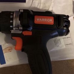 A 12 V  Cordless 3/8 Drill/Driver Kit to 1/2 ocomes with everything you see in the pictures.  12V  lithium ion battery 