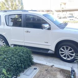 2008 Nissan Armada