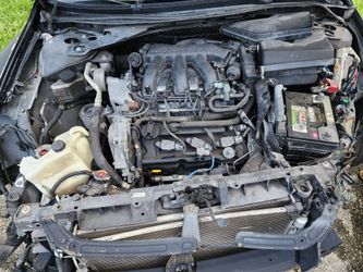 Nissan altima for parts