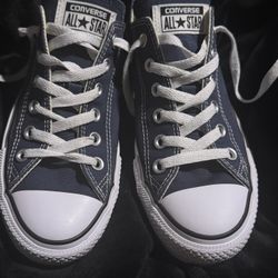 Converse All Star Low Top Sneakers – Navy Blue – Like New