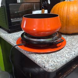 Vintage Hamilton Cook Pot 