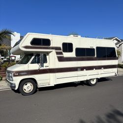 1984 Lazy Daze Chevy 30