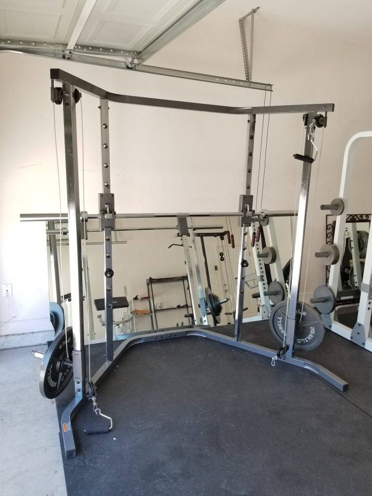 Functional Trainer with guided Smith Machine